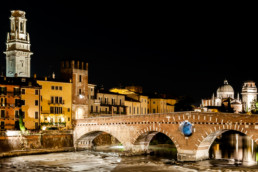 Stefan Lantschner rides inside Ponte Pietra